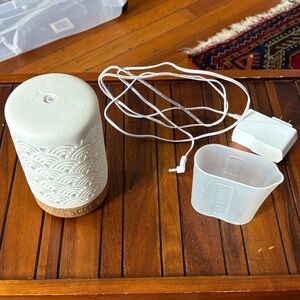 White Ceramic Essential Oil Diffuser